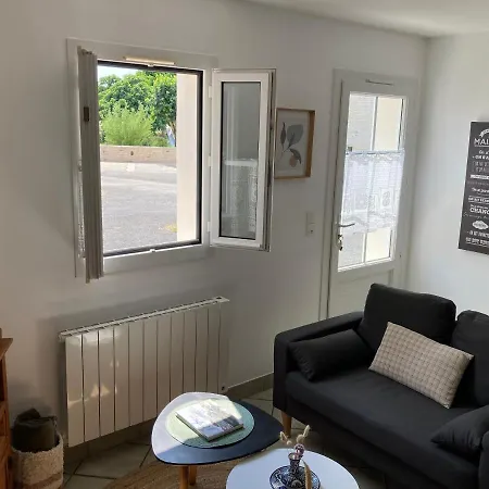 Nyaraló De La Ramee *