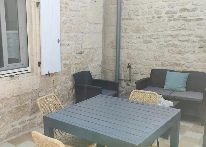 De La Ramee بيت للعطل